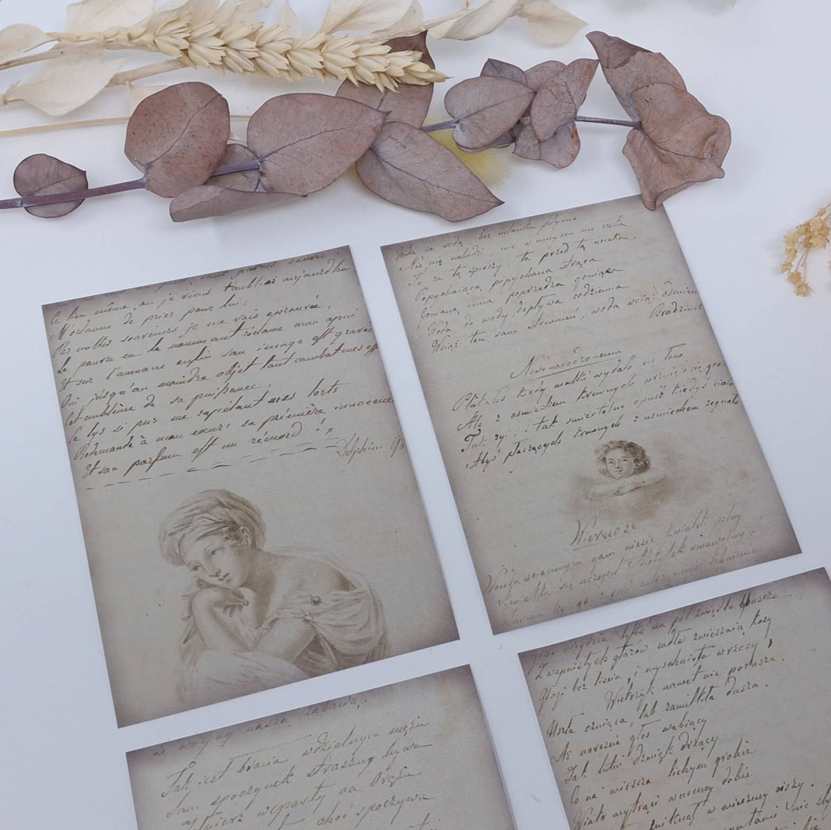 Old diary ephemera paper | 7,4 x 10,5 cm | 3×8 designs